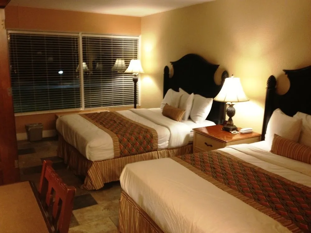 **  Monroe'S On The Lake Hotel & Banquet Hall Sanford United States